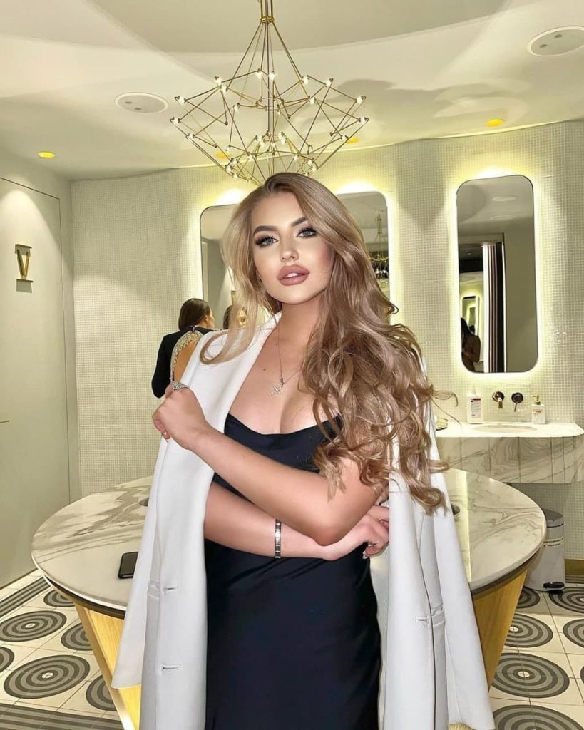 ЗАКАЗАТЬ VIP ЭСКОРТ В МОСКВЕ